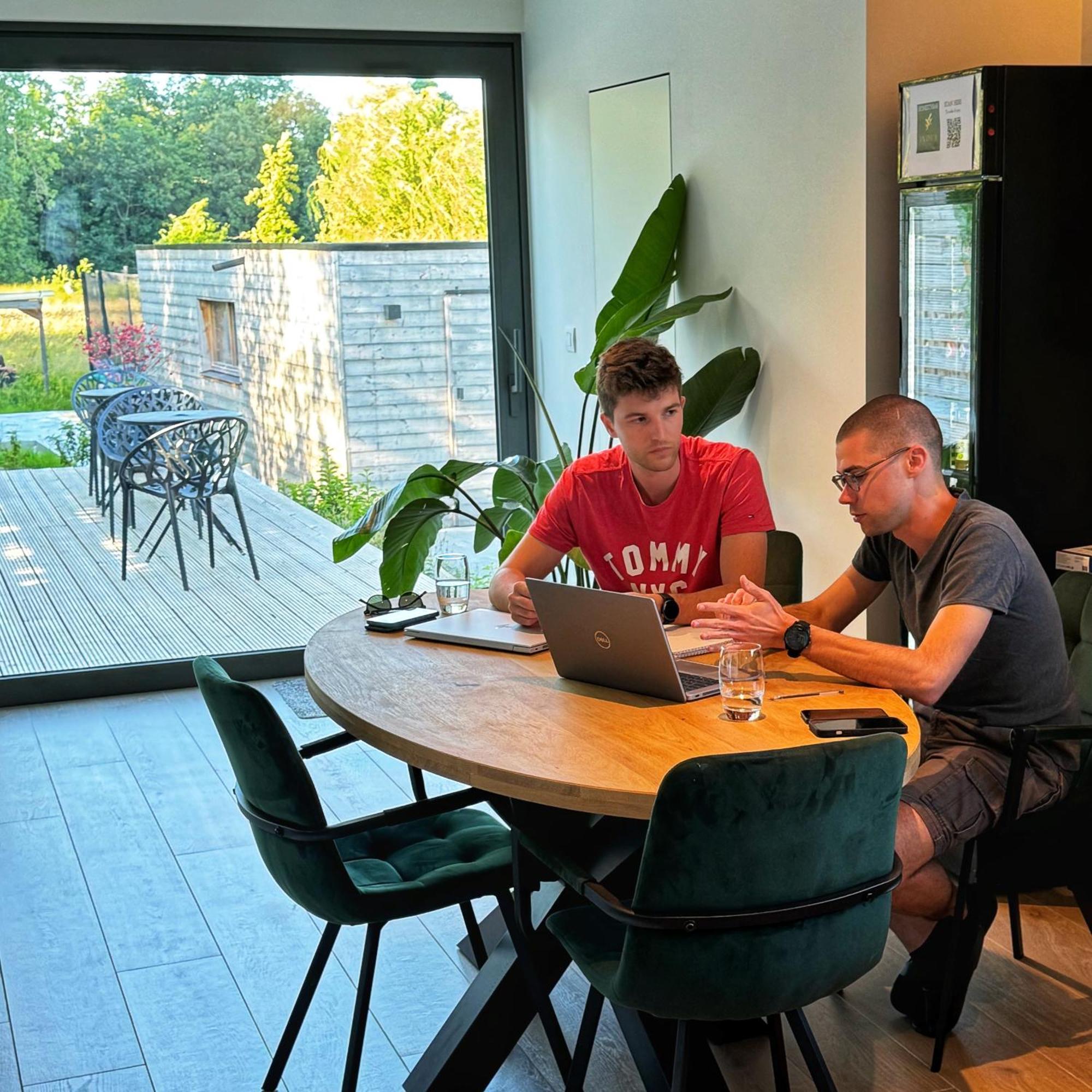 Inova Guesthouse Hasselt Extérieur photo